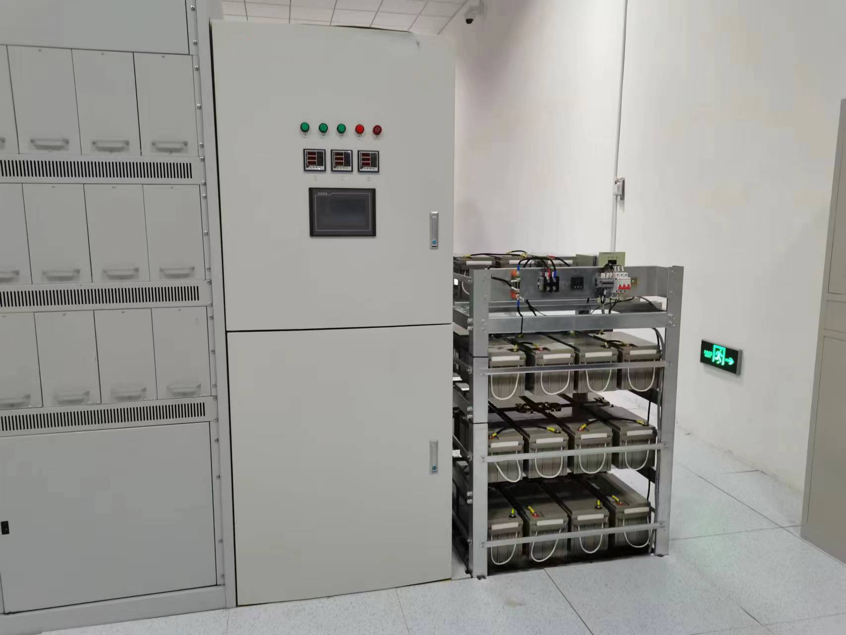 信号机械室电源安全保证装置
